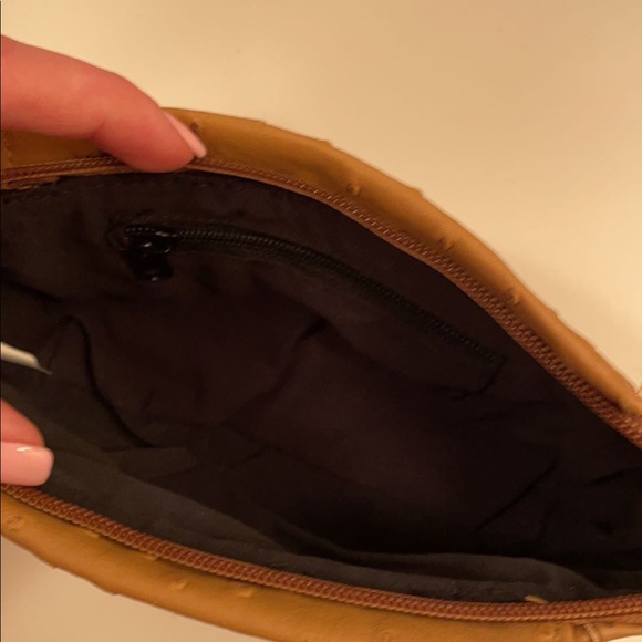 Lori Greiner pouch - Picture 5 of 7